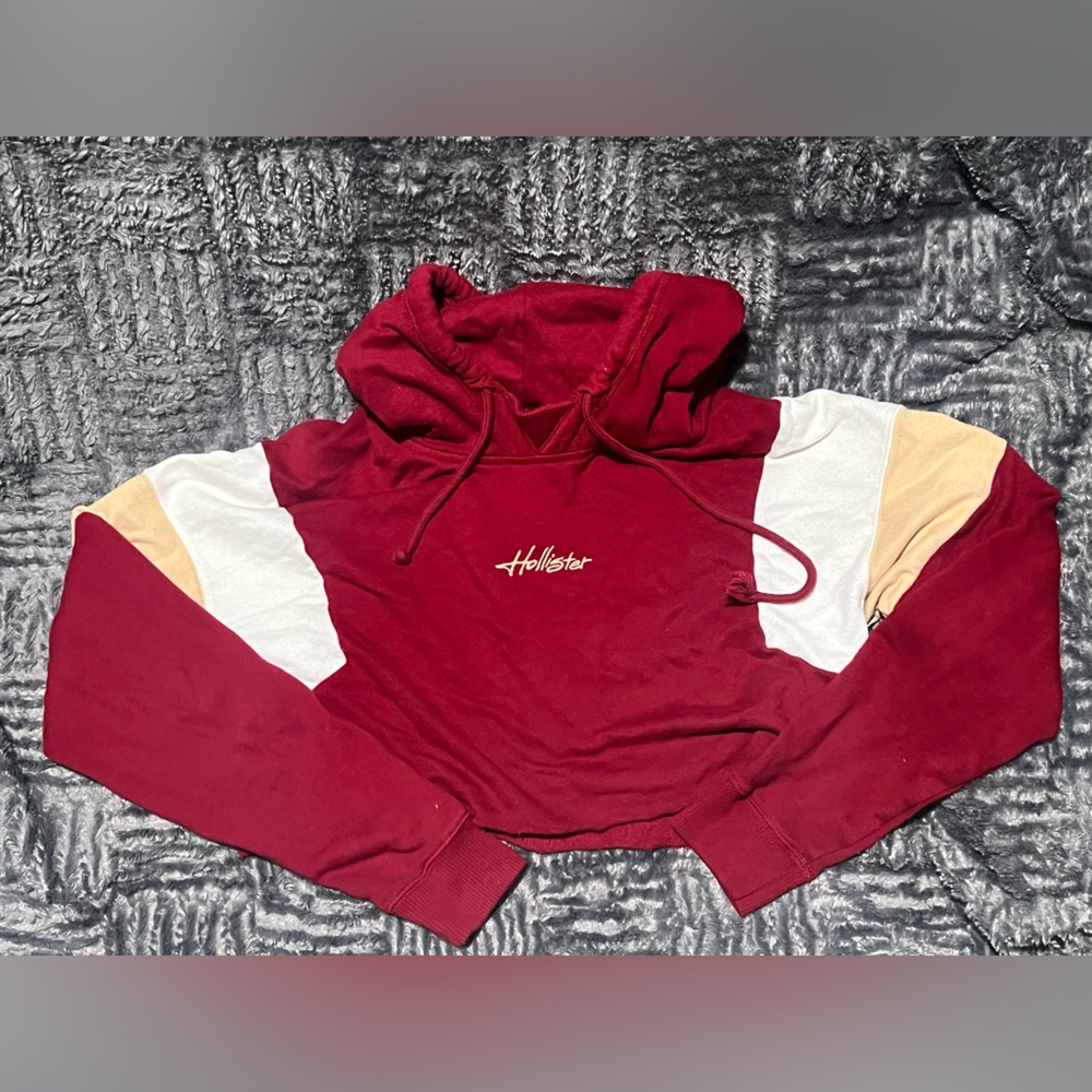 Cute crop sweater